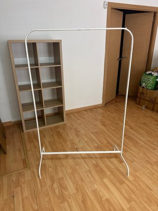 Burra para ropa de metal blanca