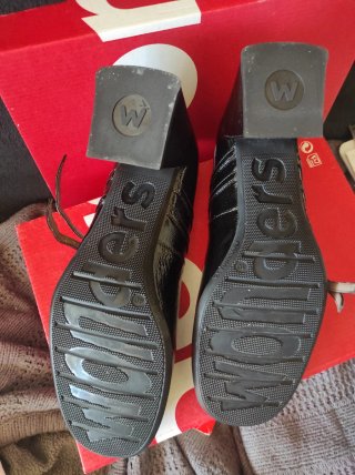 Zapatos Wonders Negros Charol Tira Doble