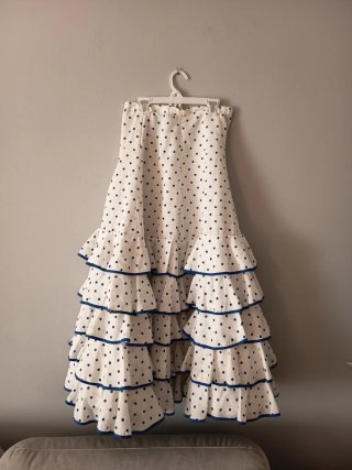 Falda flamenca blanca lunares azules