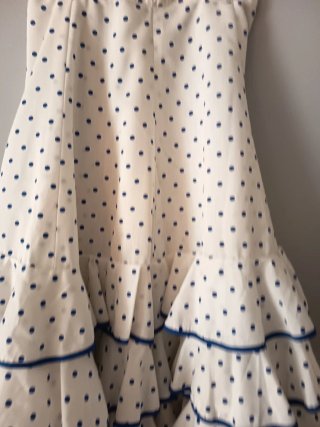 Falda flamenca blanca lunares azules