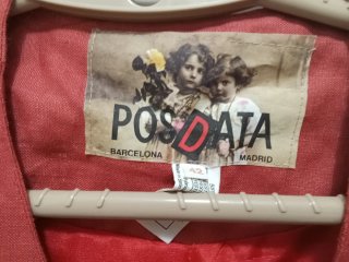 Traje de chaqueta y falda rojo