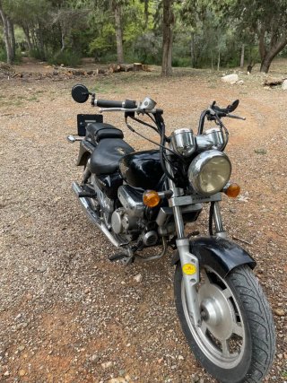 Hyosung Aquila 125 Negra