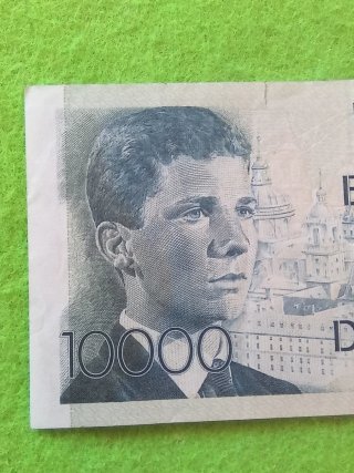 Billete 10000 pesetas España 1985fisurado