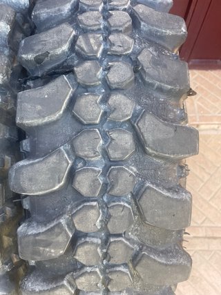 4 cubiertas, Suzuki Samurai