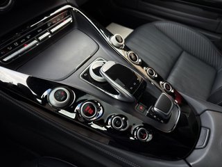 MERCEDES-BENZ AMG GT 4.0 V8 S