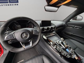 MERCEDES-BENZ AMG GT 4.0 V8 S
