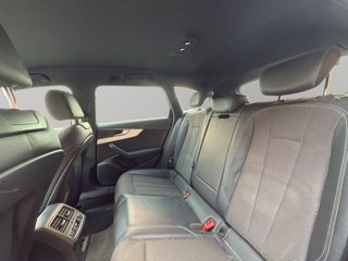 AUDI A4 Avant S line 40 TFSI 140kW S tronic