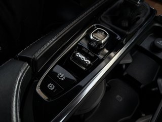 VOLVO S90 2.0 D4 AWD RDesign Auto