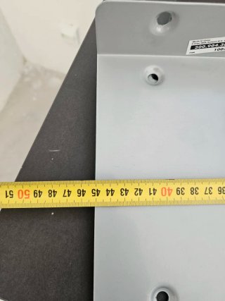 Soporte CPU Ikea Metálico