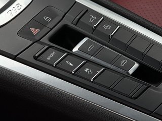 PORSCHE 718 Boxster T