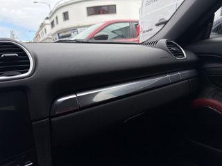 PORSCHE 718 Boxster T