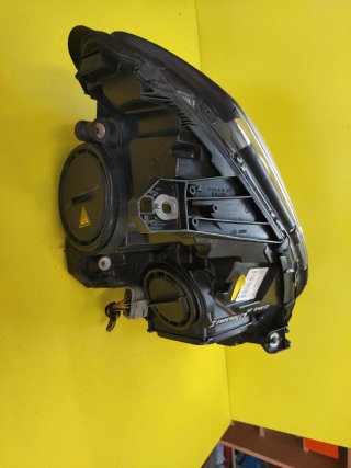 FARO DELANTERO IZQUIERDO MERCEDES CLASE B W246