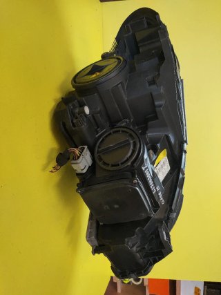 FARO DELANTERO IZQUIERDO MERCEDES CLASE B W246