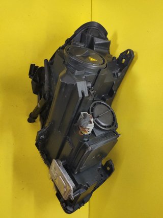 FARO DELANTERO IZQUIERDO MERCEDES CLASE B W246