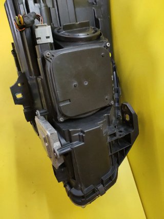 FARO DELANTERO IZQUIERDO MERCEDES CLASE B W246