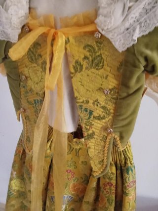Traje de Fallera infantil Alicantina. Multicolor