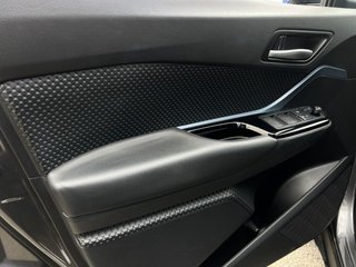TOYOTA CHR 1.8 125H Advance