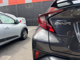TOYOTA CHR 1.8 125H Advance