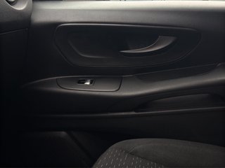 MERCEDES-BENZ Vito 116CDI AT 120kW Tourer Pro Larga