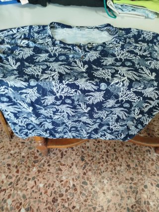 Camiseta azul con estampado marino mujer