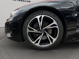 AUDI etron GT 60 quattro