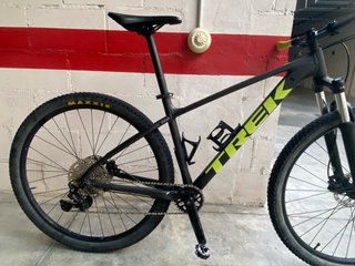 Bicicleta Trek Marlin 6 Gen 2 Taglia ML