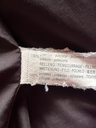 Cazadora acolchada de pana negra Bershka