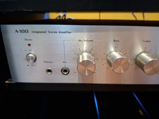 Equipo de música para vinilos y cassettes