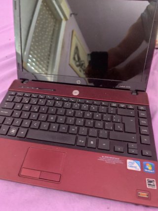 Portátil HP ProBook 4310s Rojo.