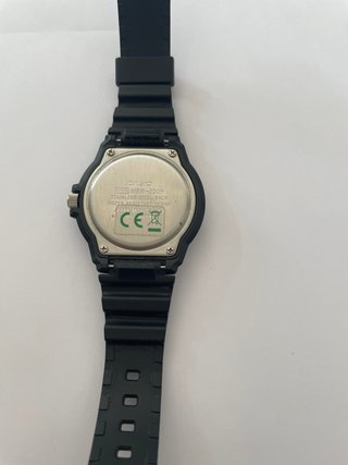 Reloj Casio MRW-200H Negro Naranja