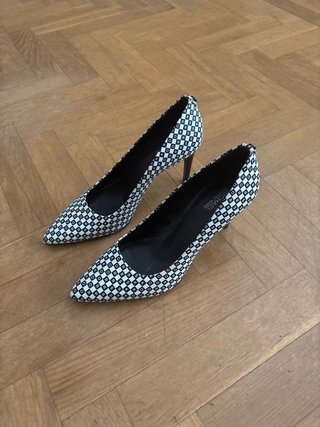 Tacones Michael Kors Blanco y Negro