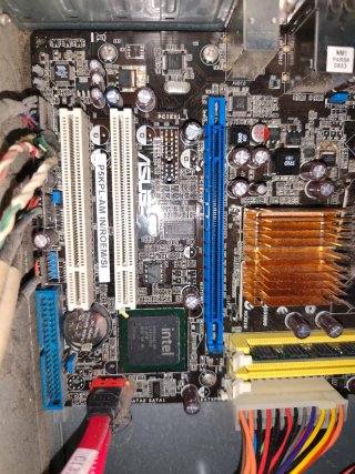 PC AHTEC Pentium