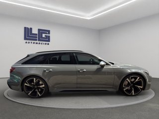 AUDI A6 RS 6 Avant TFSI quattro
