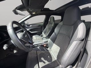AUDI A6 RS 6 Avant TFSI quattro