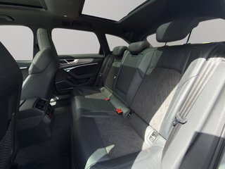 AUDI A6 RS 6 Avant TFSI quattro