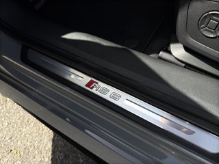 AUDI A6 RS 6 Avant TFSI quattro