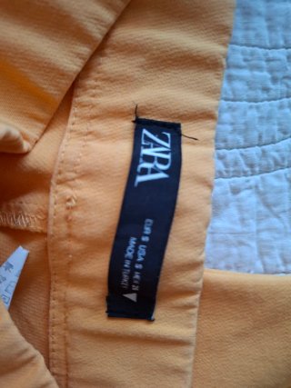 Pantalón naranja flare