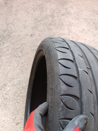 Neumático Tigar 245/40 R18 97Y