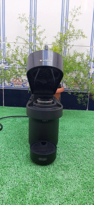 Cafetera Nespresso Vertuo Pop Negra
