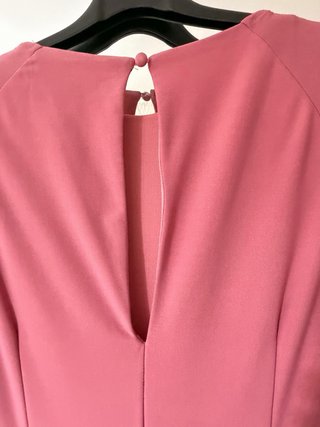 Vestido entallado rosa manga larga