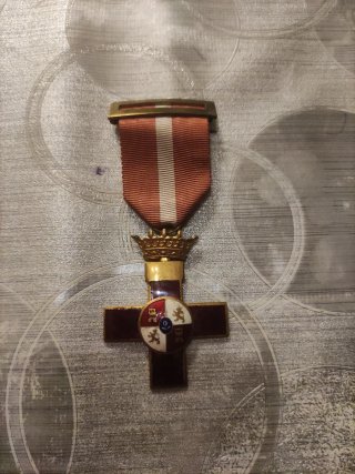 Medalla Cruz Mérito Militar Antigua