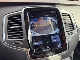 VOLVO XC90 2.0 T8 AWD Momentum Auto