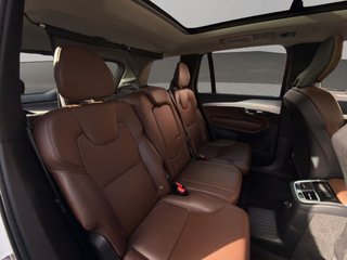 VOLVO XC90 2.0 T8 AWD Momentum Auto
