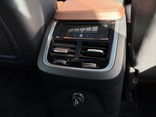 VOLVO XC90 2.0 T8 AWD Momentum Auto