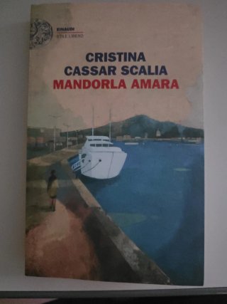 Mandorla amara