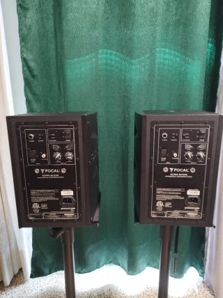 Focal Alpha 50 Evo (Pareja) + Soportes y cables