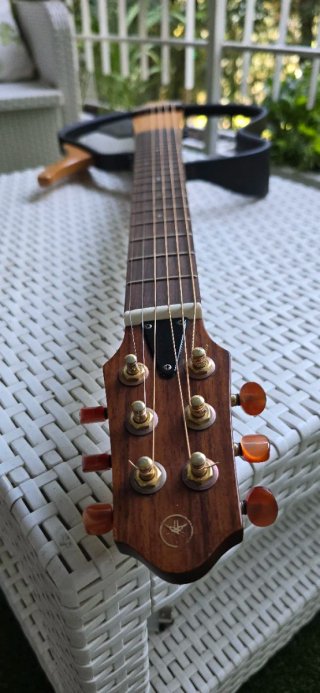 Guitarra Yamaha Electroacústica