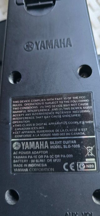 Guitarra Yamaha Electroacústica
