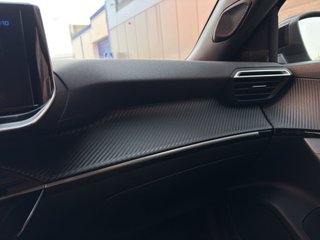 PEUGEOT 2008 Allure Pack BlueHDI 130 SS EAT8