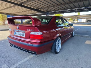 BMW Serie 3 320i